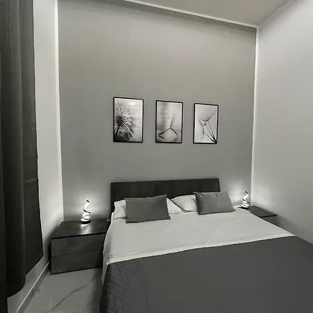Elegant & Luxe A 200m Da Stazione E Aereoporto Di Apartment Ciampino