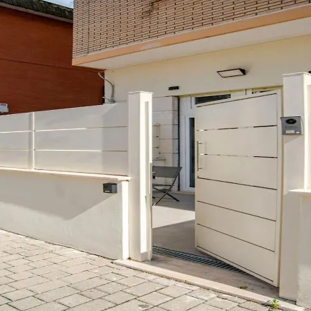 Appartamento Elegant & Luxe A 200m Da Stazione E Aereoporto Di
